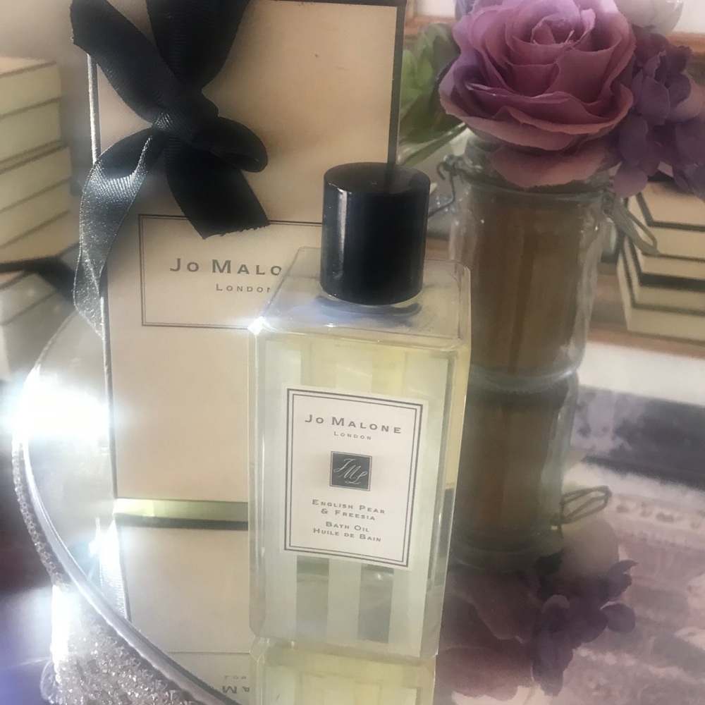 Jo Malone bath oil